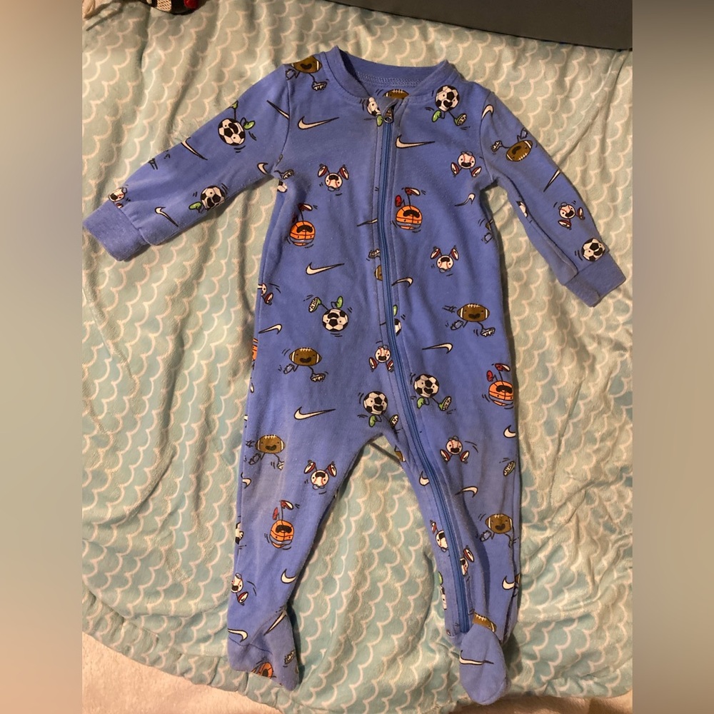 Nike. Pajamas. Used.
